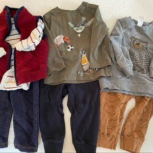 (9 outfits) Carters 12 month outfits